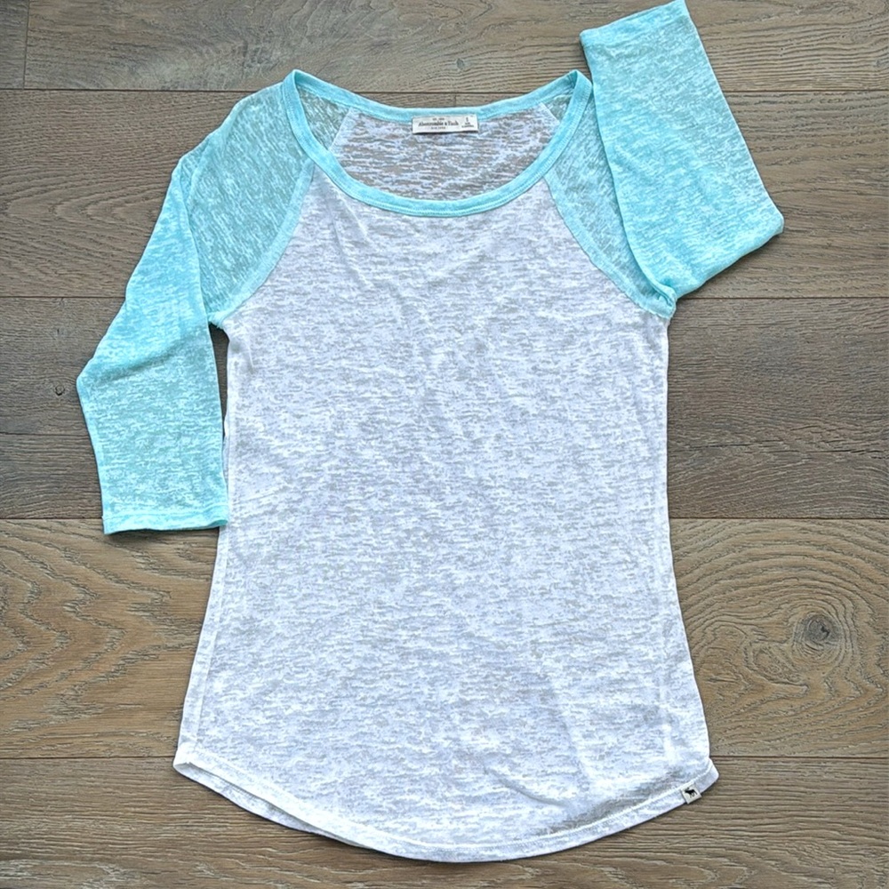 Abercrombie & Fitch Sheer 3/4 Turquoise Sleeve Scoop Neck Round Hem Slub T. Sml